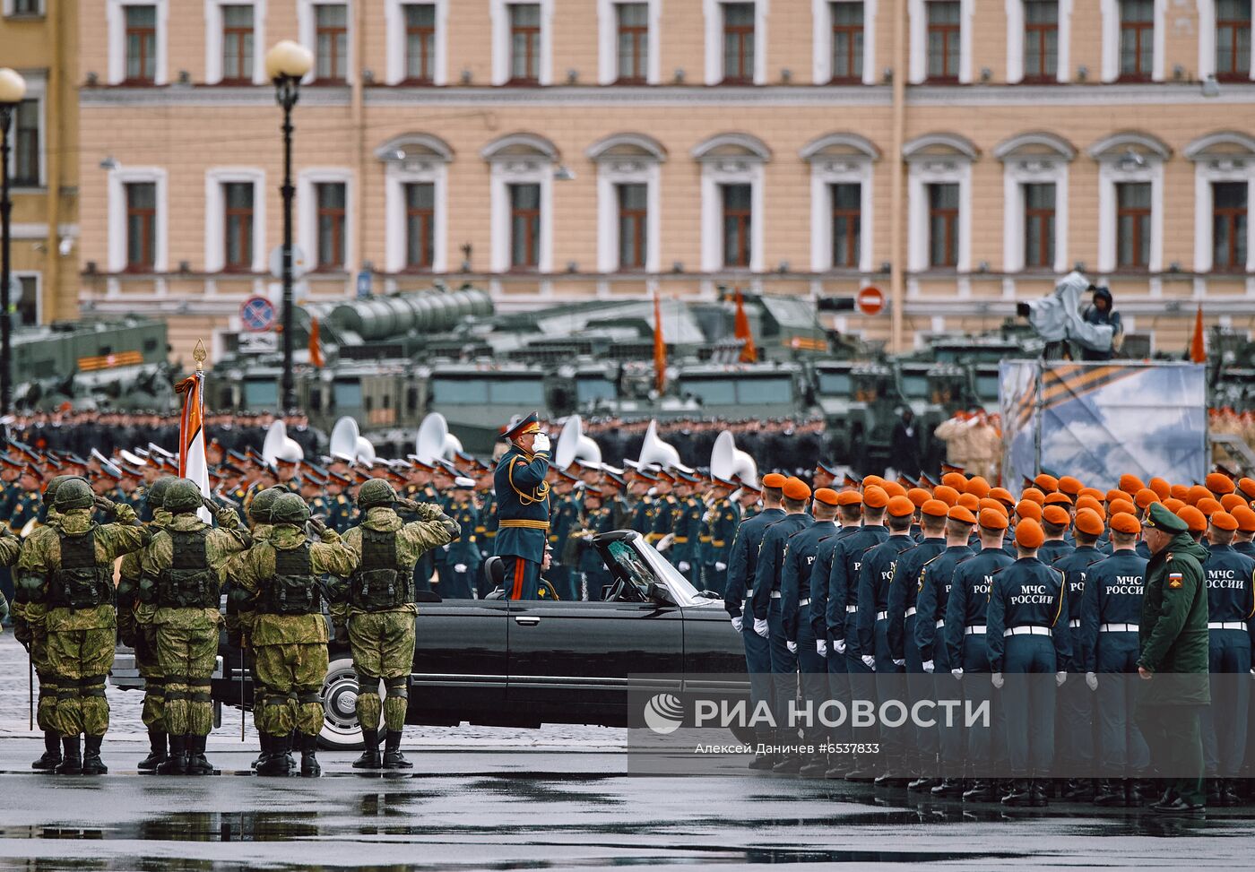 Генеральная репетиция парада Победы в Санкт-Петербурге