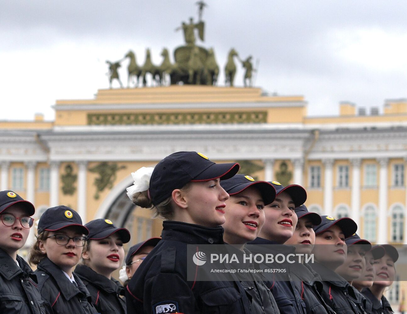 Генеральная репетиция парада Победы в Санкт-Петербурге