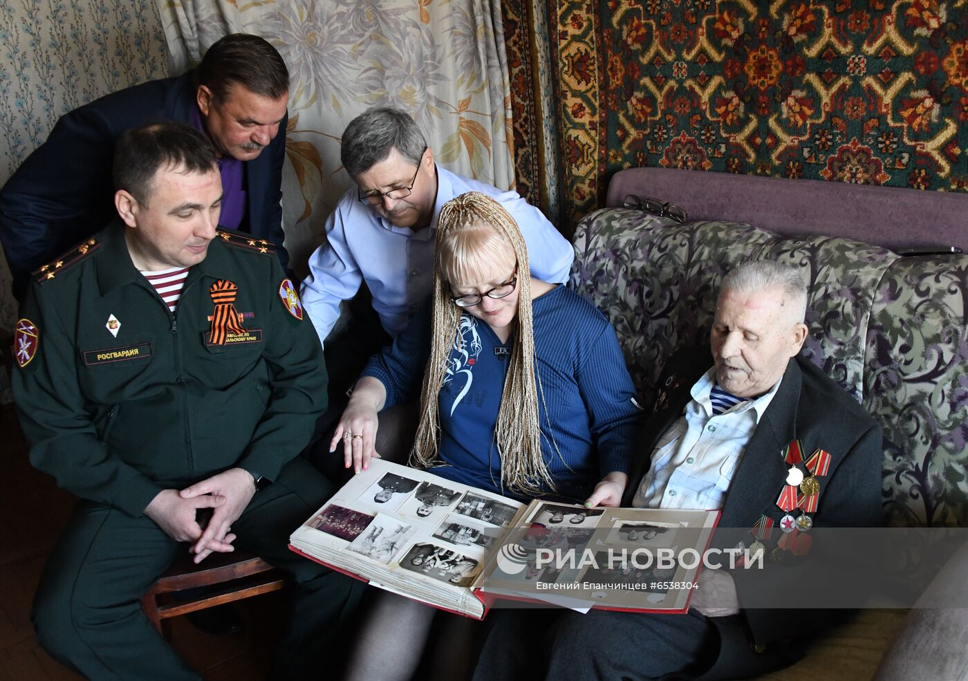 Поздравления ветерана П. М.Радыгина с днем Победы