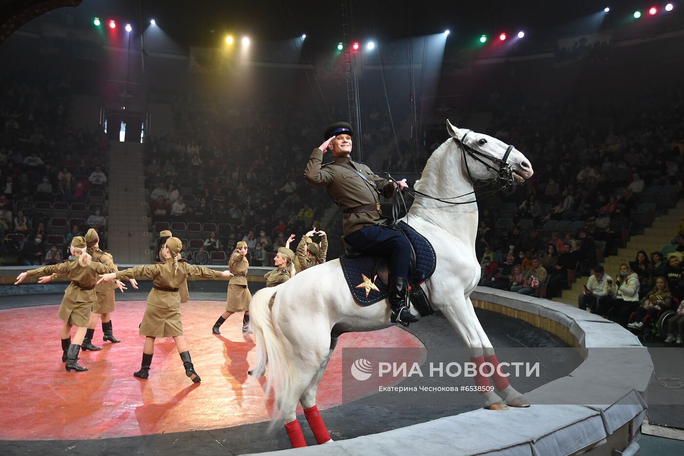 Мероприятия Росгосцирка по случаю 76-летия Победы