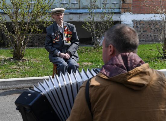 Ветеран Великой Отечественной войны Ф. Денисов