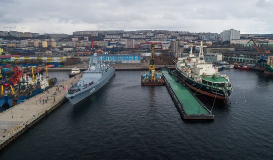 Фрегат "Адмирал Горшков" открыли для экскурсий