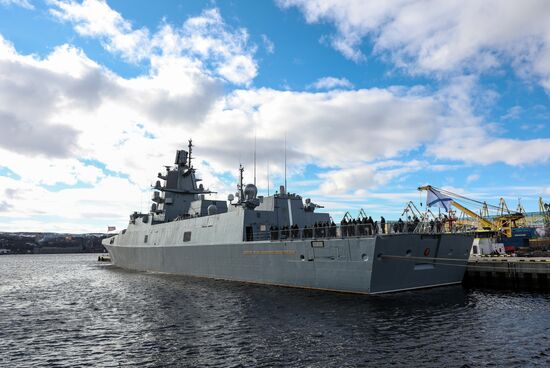 Фрегат "Адмирал Горшков" открыли для экскурсий