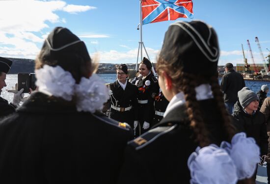 Фрегат "Адмирал Горшков" открыли для экскурсий