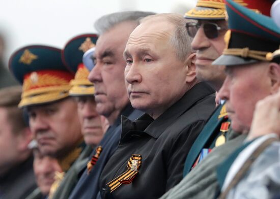 Президент РФ В. Путин на военном параде в честь 76-й годовщины Победы в ВОВ