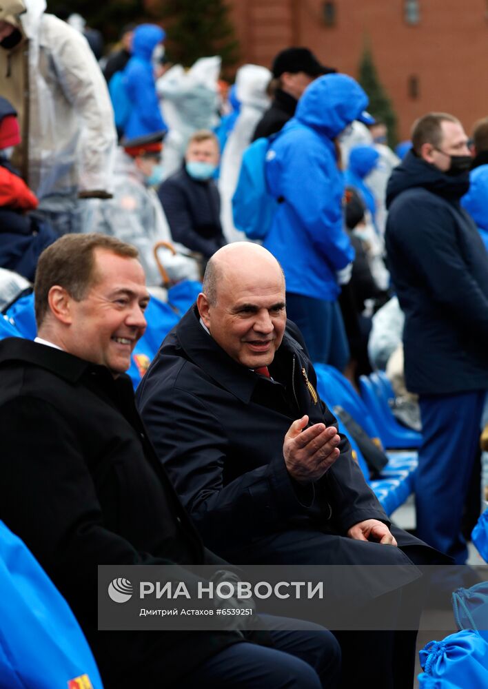 Президент РФ В. Путин на военном параде в честь 76-й годовщины Победы в ВОВ