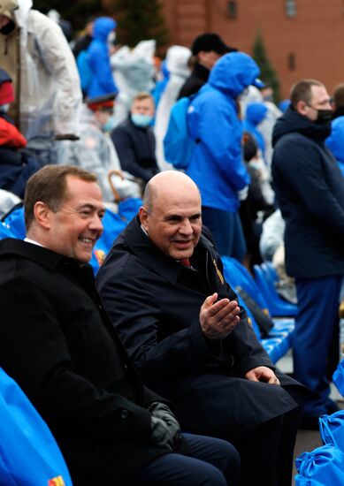 Президент РФ В. Путин на военном параде в честь 76-й годовщины Победы в ВОВ