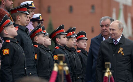 Президент РФ В. Путин на военном параде в честь 76-й годовщины Победы в ВОВ