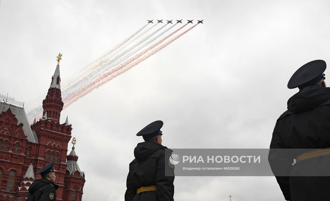 Воздушная часть парада в честь 76-й годовщины Победы
