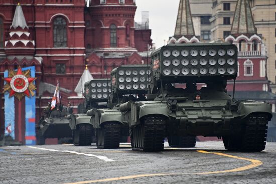 Военный парад в честь 76-й годовщины Победы 