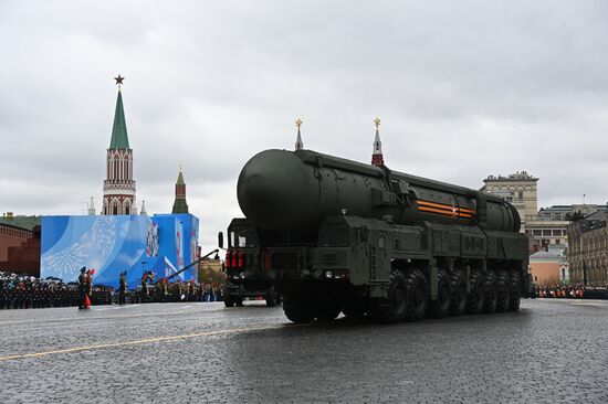 Военный парад в честь 76-й годовщины Победы 