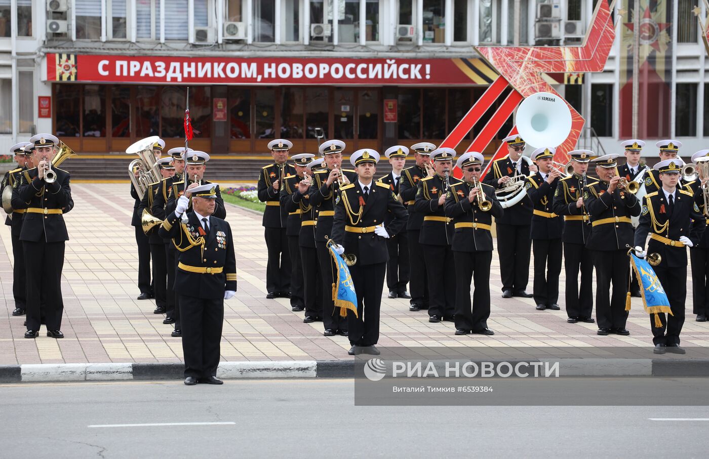 Военный парад в городах России, посвящённый 76-й годовщине Победы