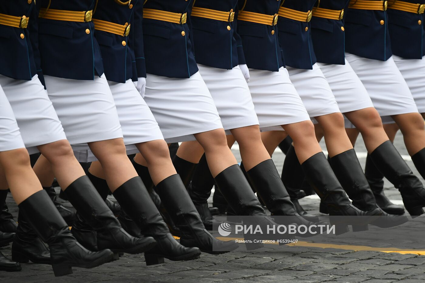 Военный парад в честь 76-й годовщины Победы 