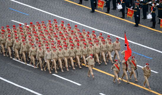 Военный парад в честь 76-й годовщины Победы 