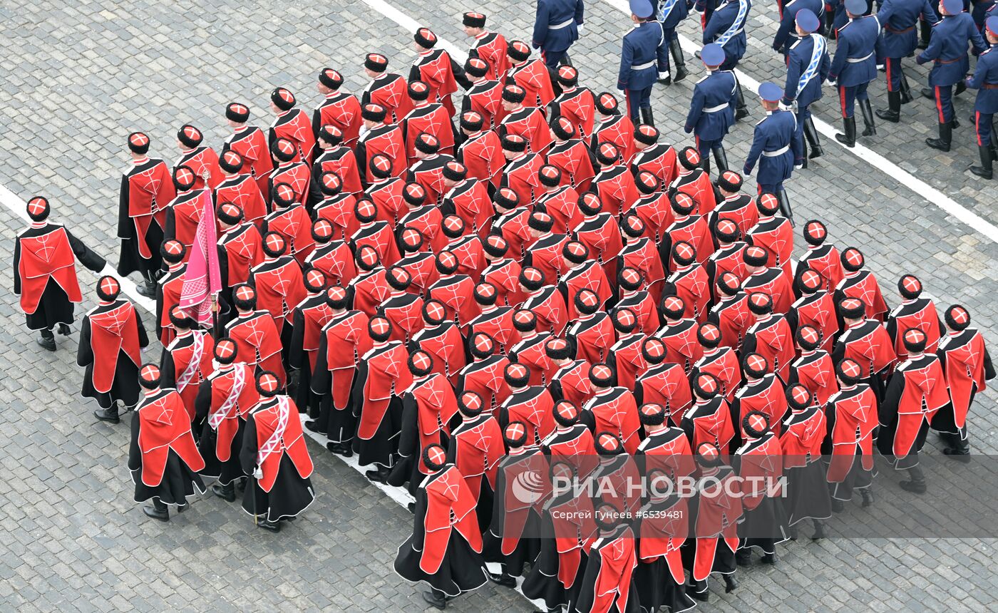 Военный парад в честь 76-й годовщины Победы