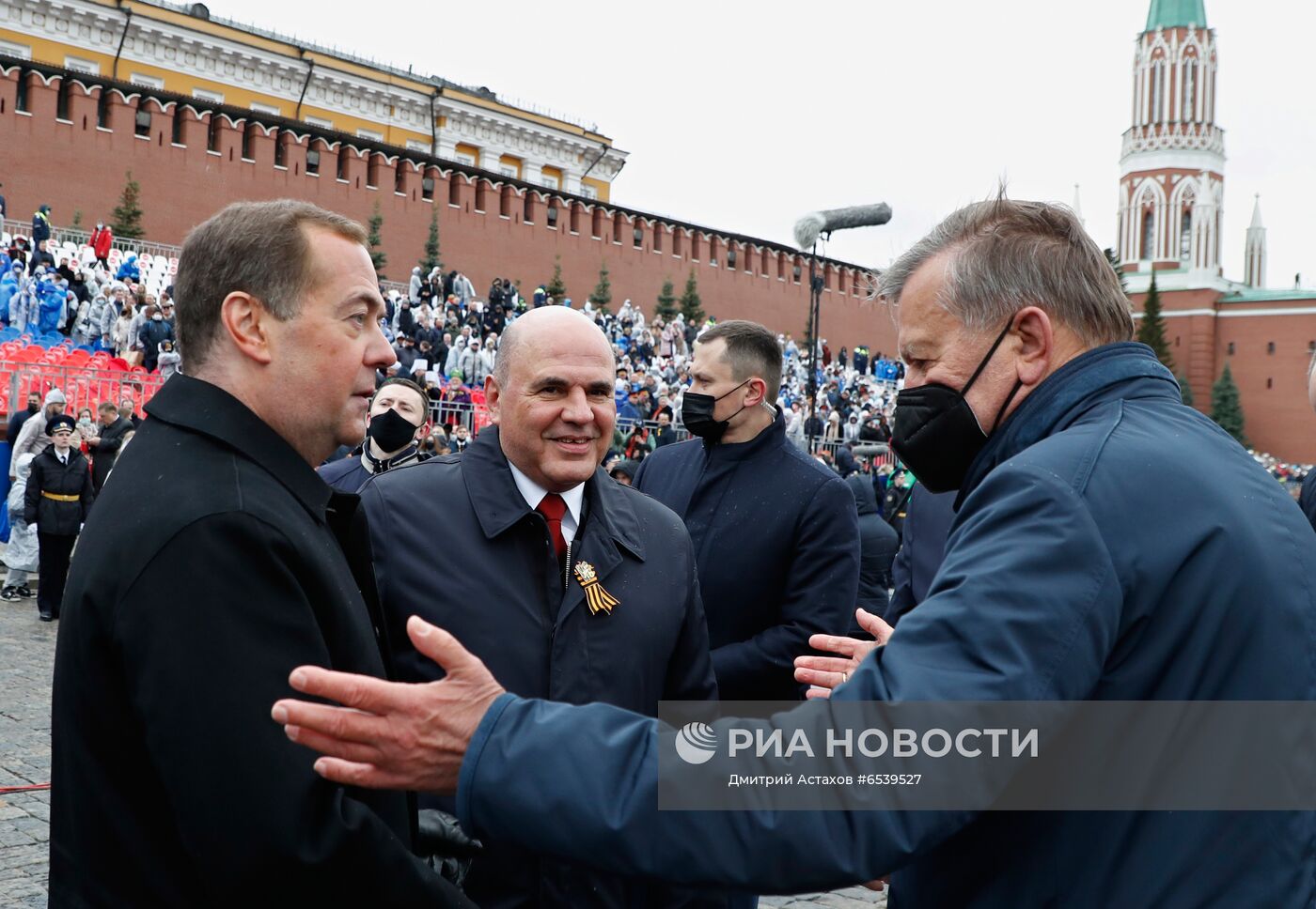 Президент РФ В. Путин на военном параде в честь 76-й годовщины Победы в ВОВ