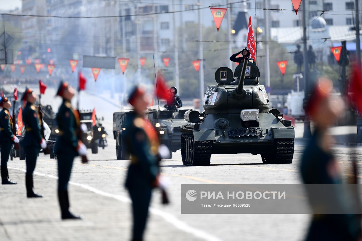 Военный парад в городах России, посвящённый 76-й годовщине Победы