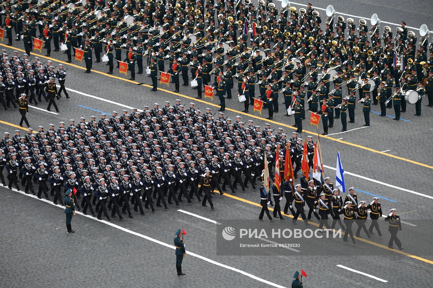 Военный парад в честь 76-й годовщины Победы