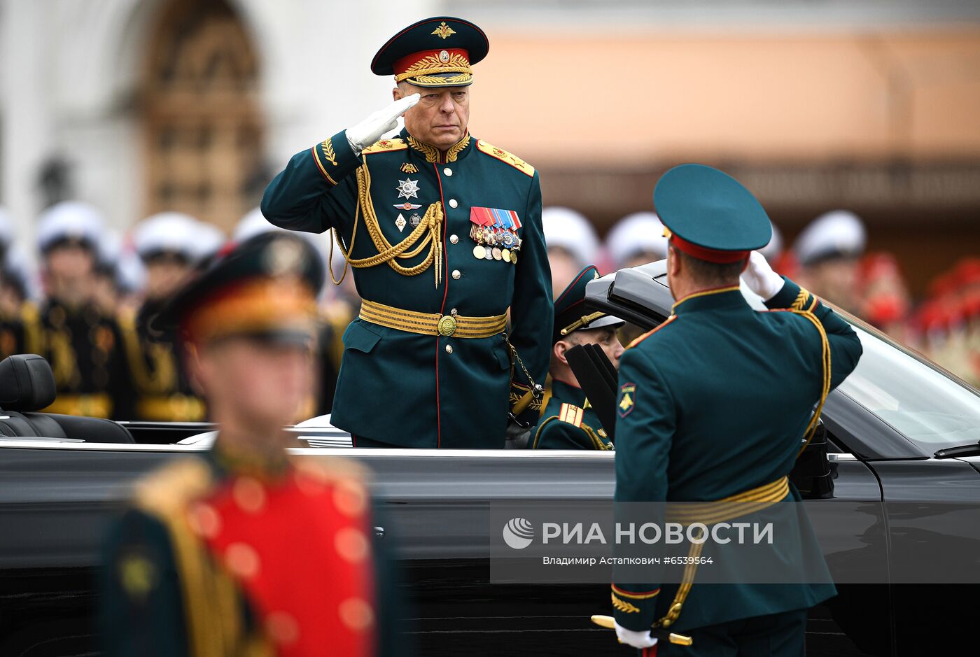 Военный парад в честь 76-й годовщины Победы 