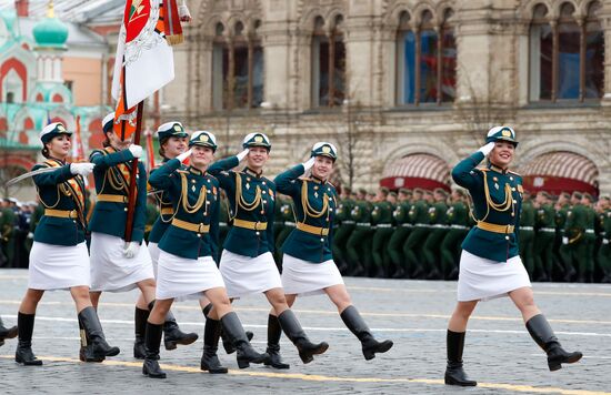Военный парад в честь 76-й годовщины Победы 