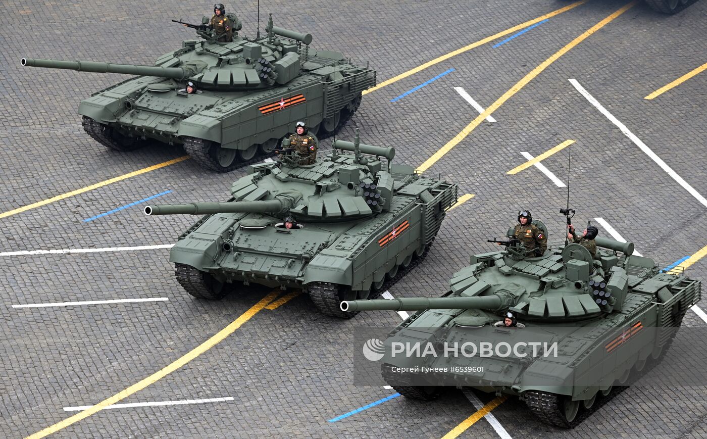 Военный парад в честь 76-й годовщины Победы