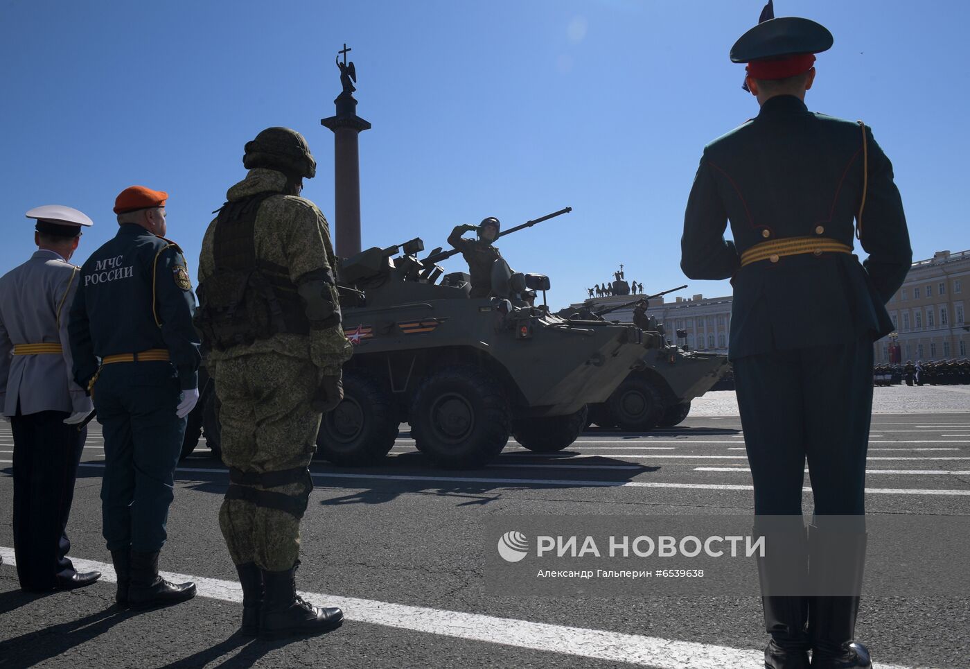 Военный парад в городах России, посвящённый 76-й годовщине Победы