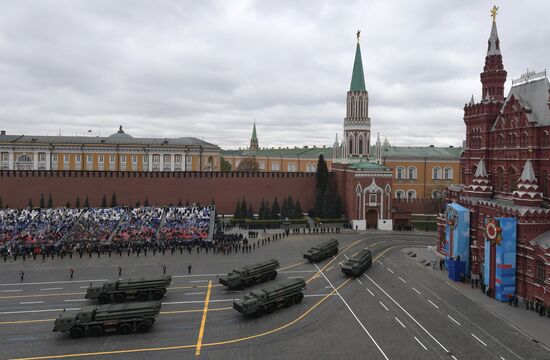 Военный парад в честь 76-й годовщины Победы 