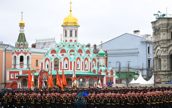 Военный парад в честь 76-й годовщины Победы 