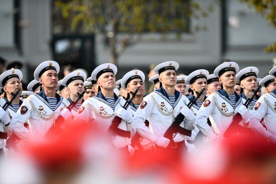 Военный парад в городах России, посвящённый 76-й годовщине Победы