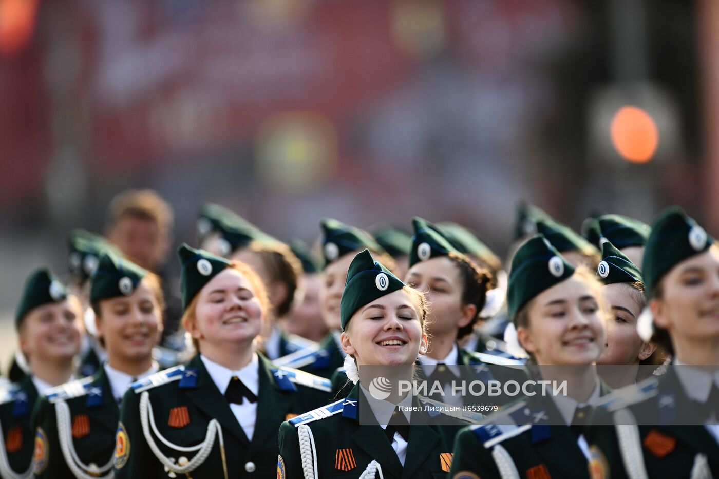 Военный парад в городах России, посвящённый 76-й годовщине Победы