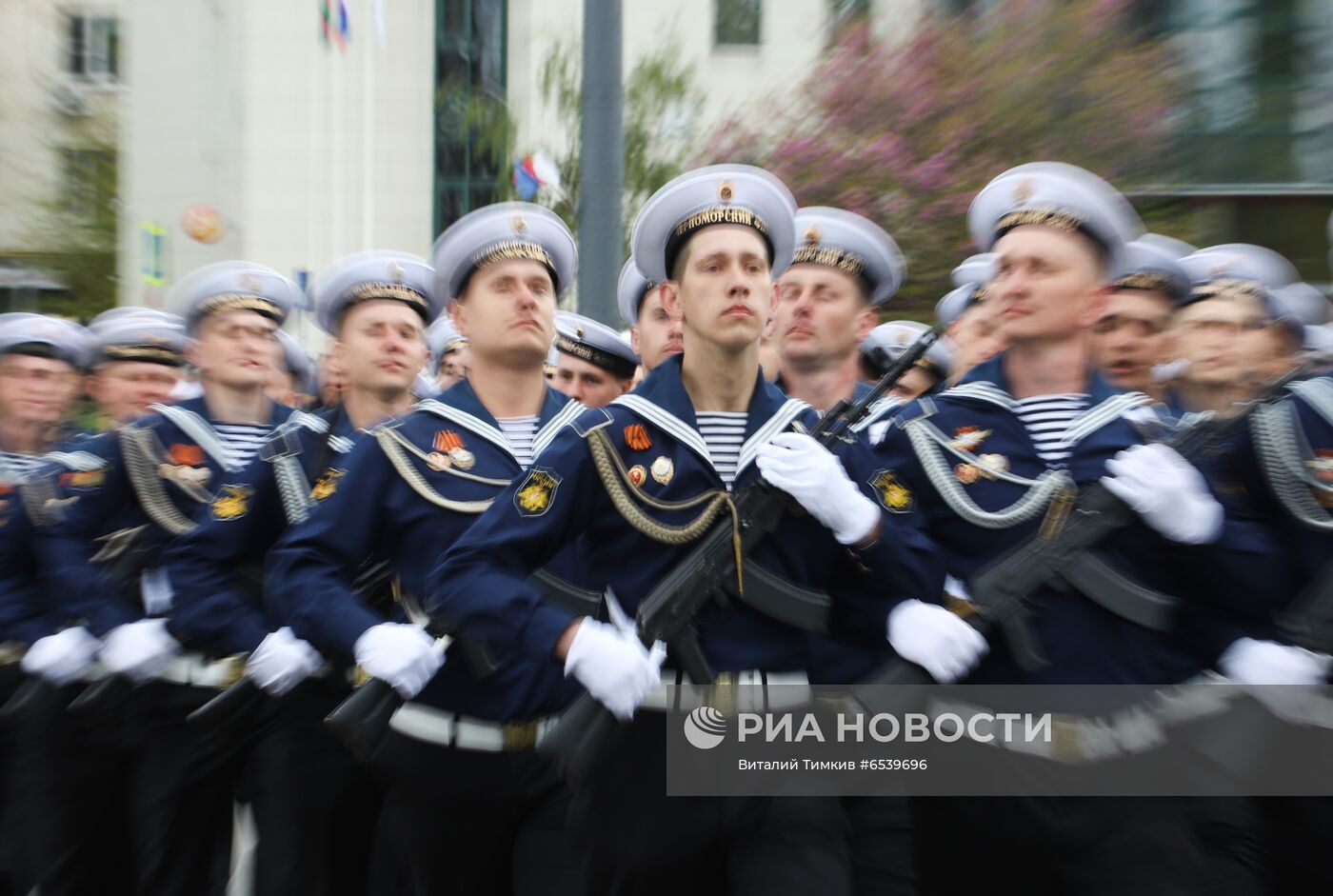 Военный парад в городах России, посвящённый 76-й годовщине Победы