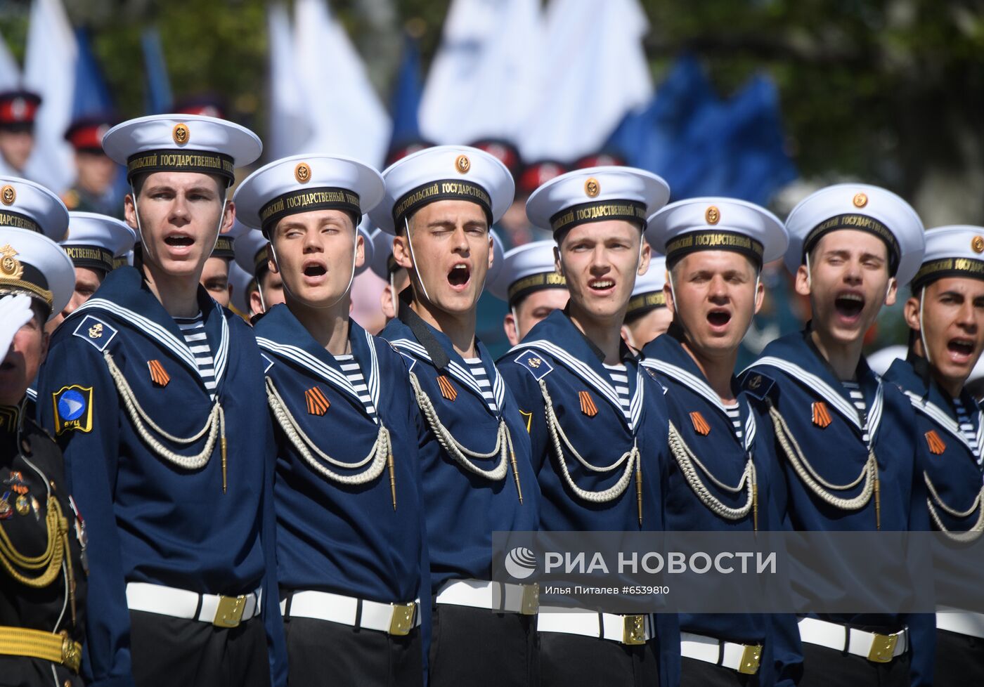 Военный парад в городах России, посвящённый 76-й годовщине Победы 