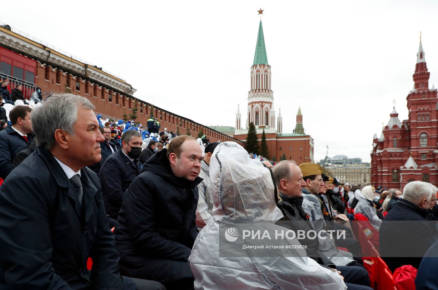 Военный парад в честь 76-й годовщины Победы