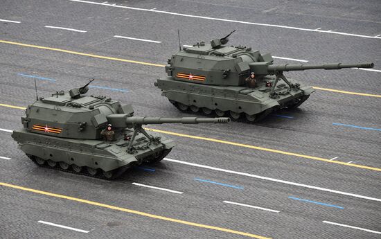 Военный парад в честь 76-й годовщины Победы 