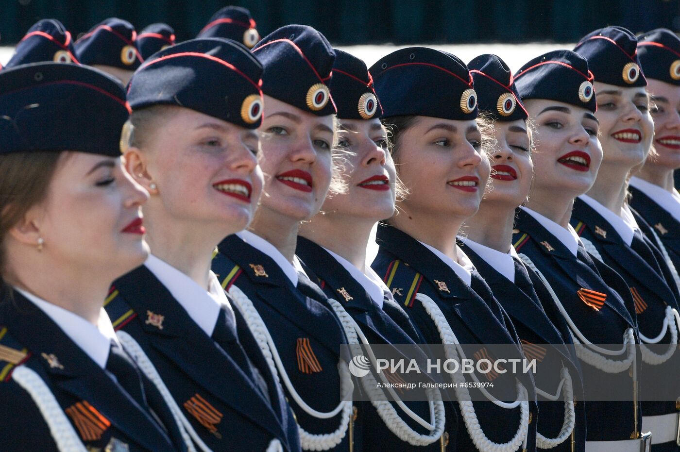 Военный парад в городах России, посвящённый 76-й годовщине Победы