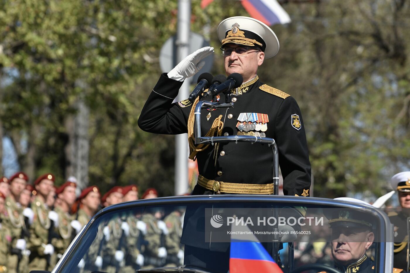 Военный парад в городах России, посвящённый 76-й годовщине Победы 