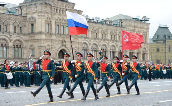 Военный парад в честь 76-й годовщины Победы 