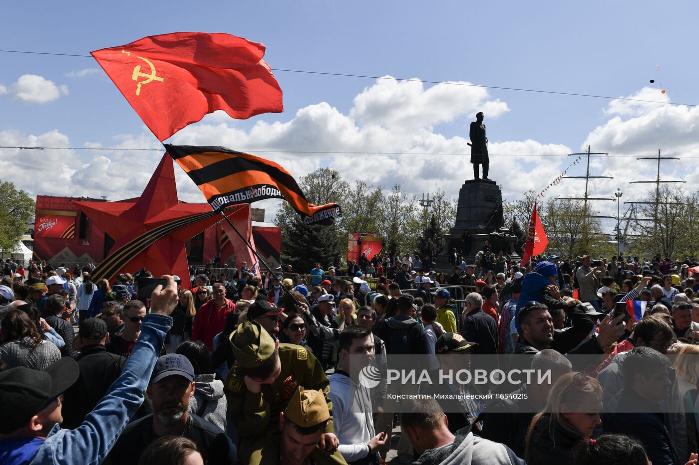 Празднование Дня Победы в регионах России
