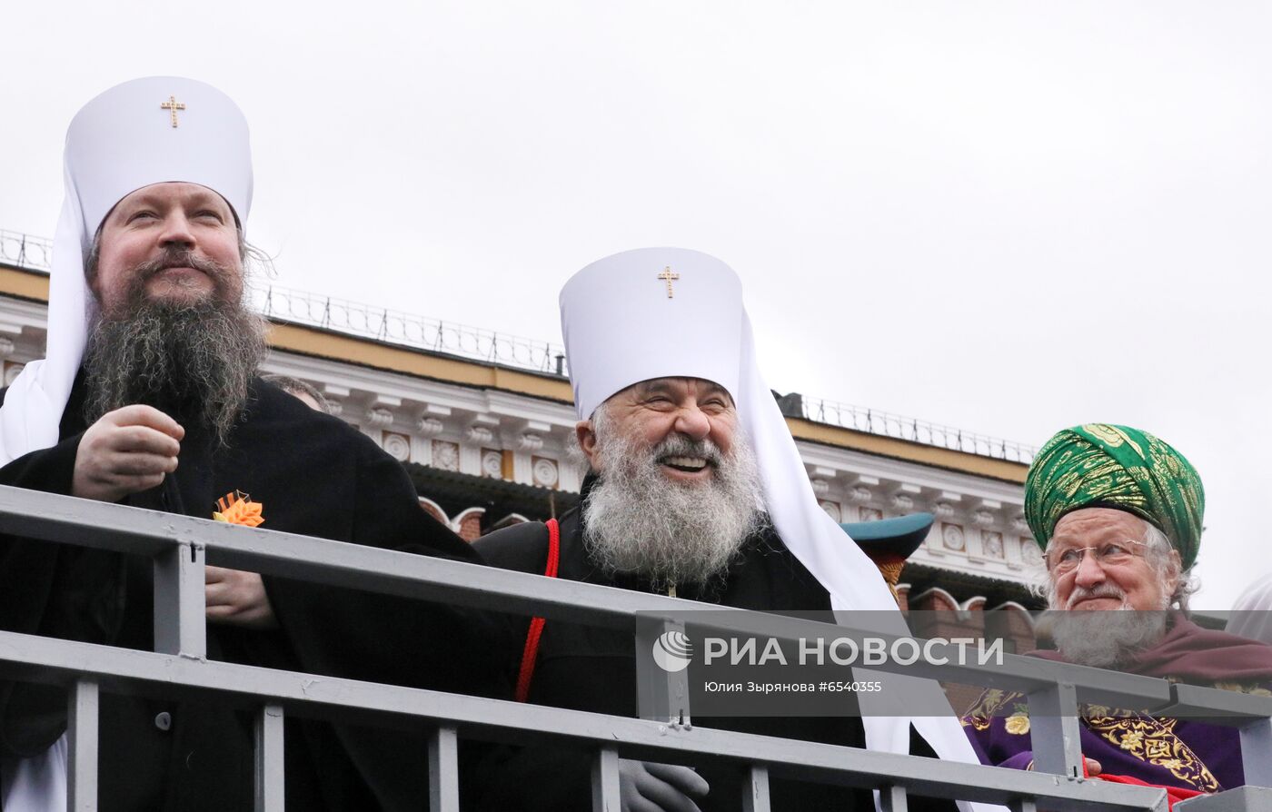Военный парад в честь 76-й годовщины Победы