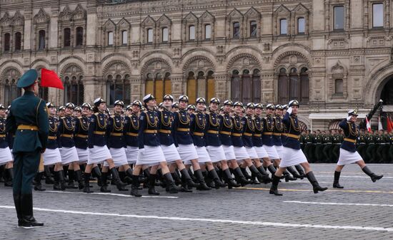 Военный парад в честь 76-й годовщины Победы 