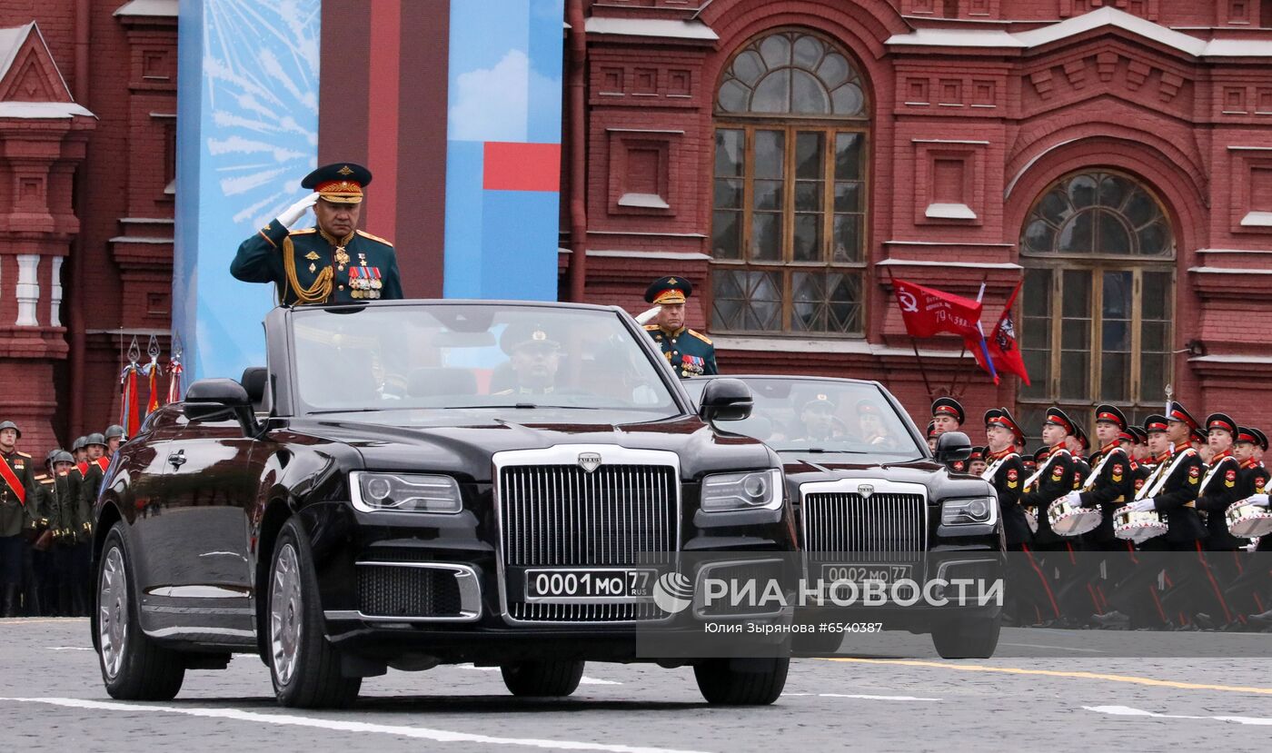 Военный парад в честь 76-й годовщины Победы