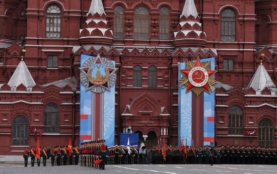 Военный парад в честь 76-й годовщины Победы 