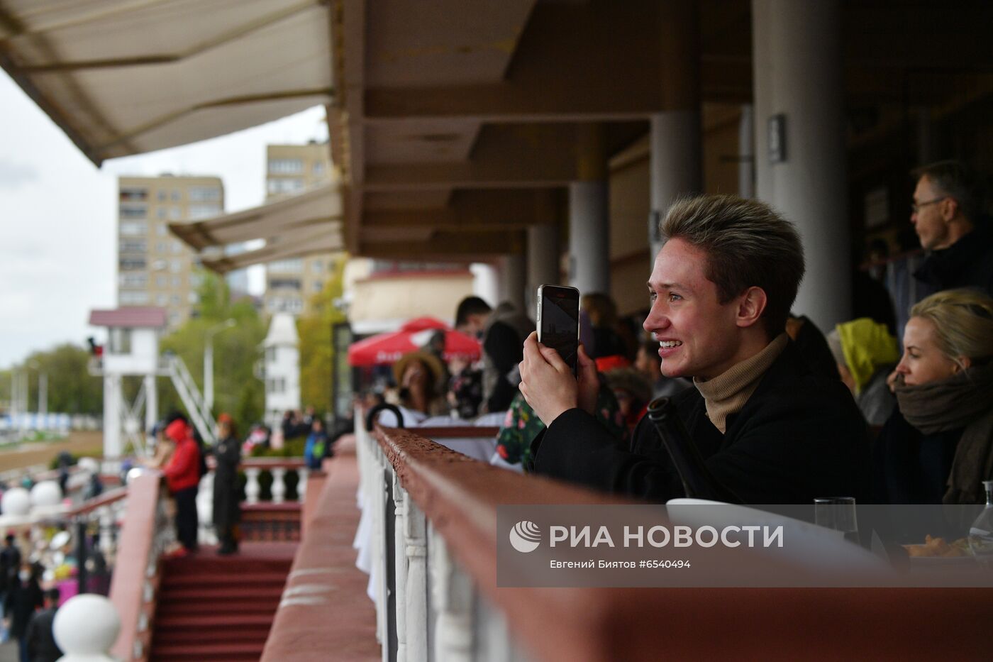 Открытие скакового сезона в Москве