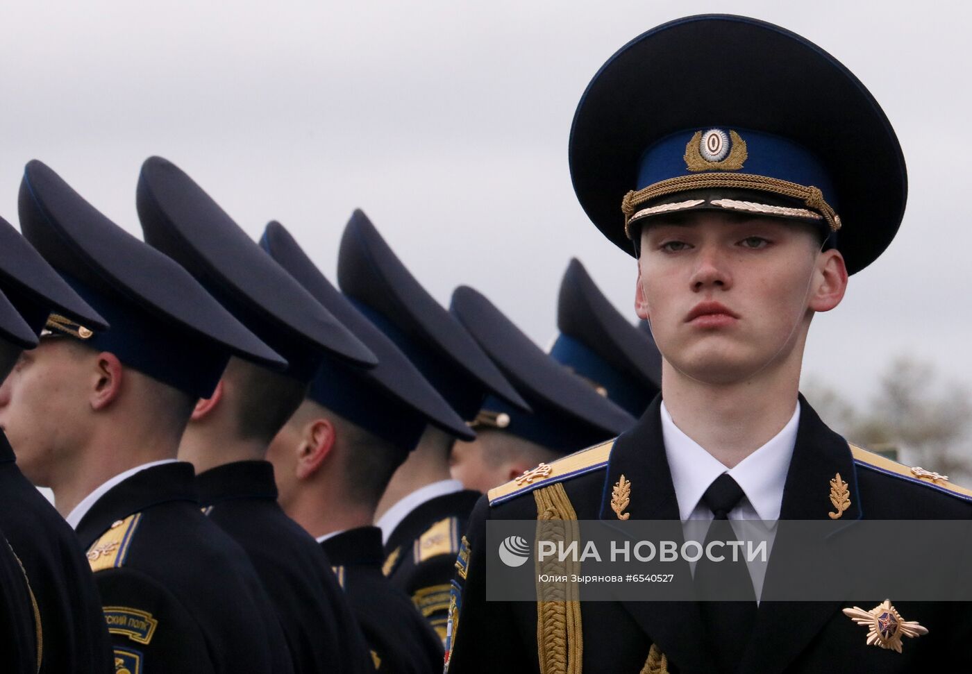 Военный парад в честь 76-й годовщины Победы 