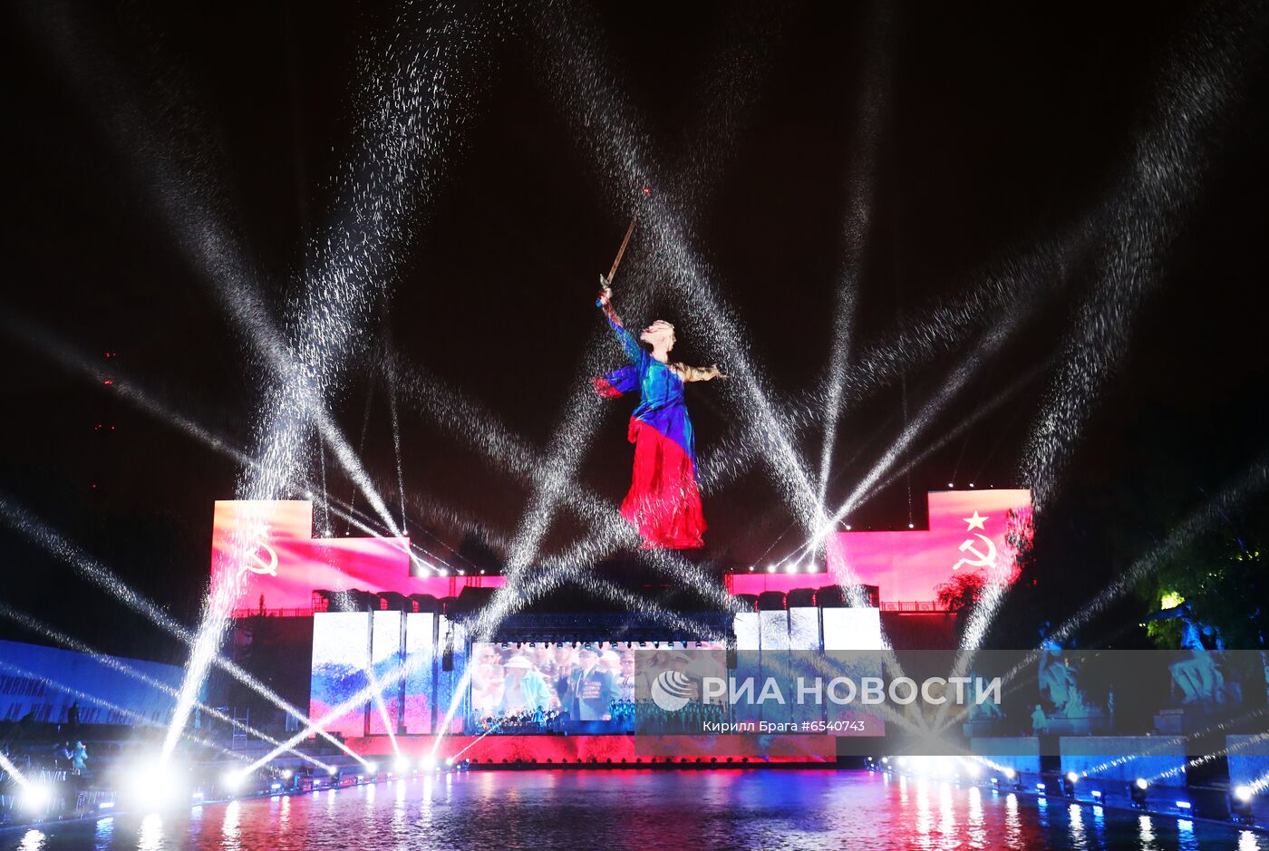 Празднование Дня Победы в регионах России