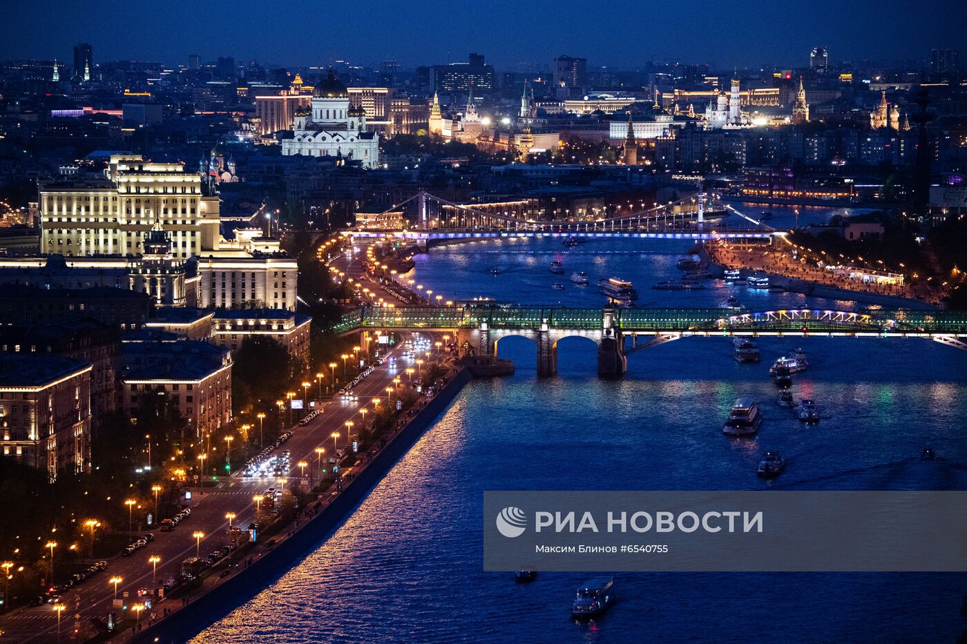 Ночная Москва