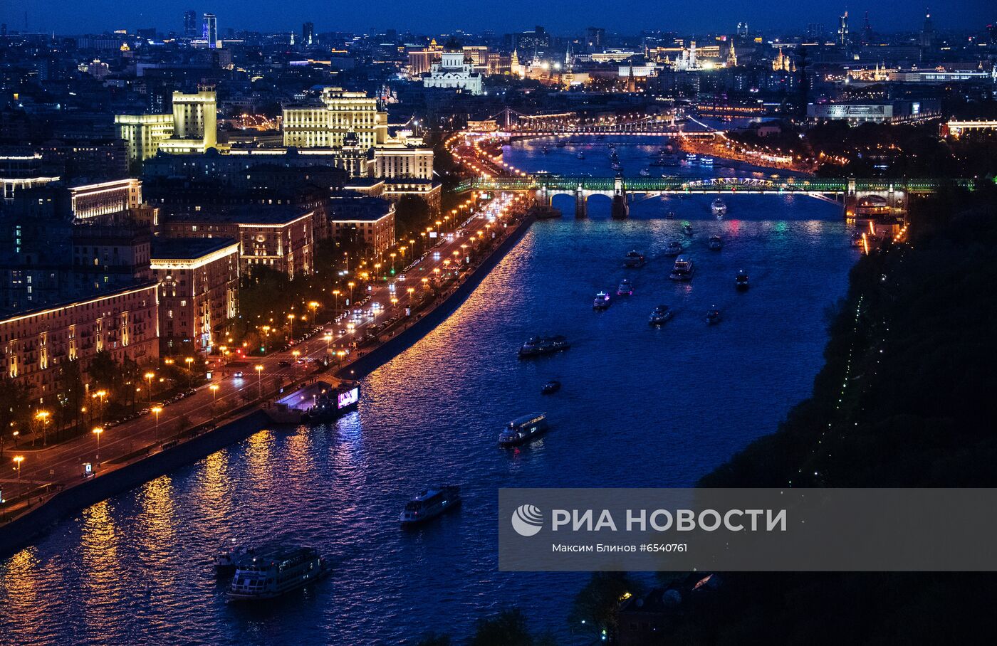 Ночная Москва