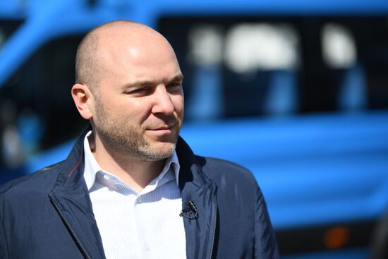 Запуск новых автобусов коммерческих перевозчиков на городские маршруты