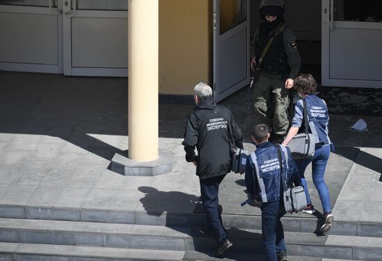 Стрельба у школы в Казани