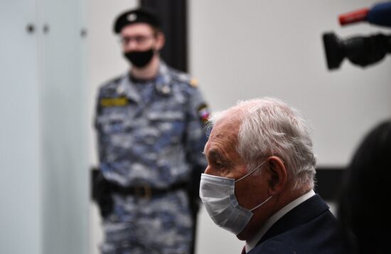 Рассмотрение апелляции на оправдательный приговор калининградским врачам